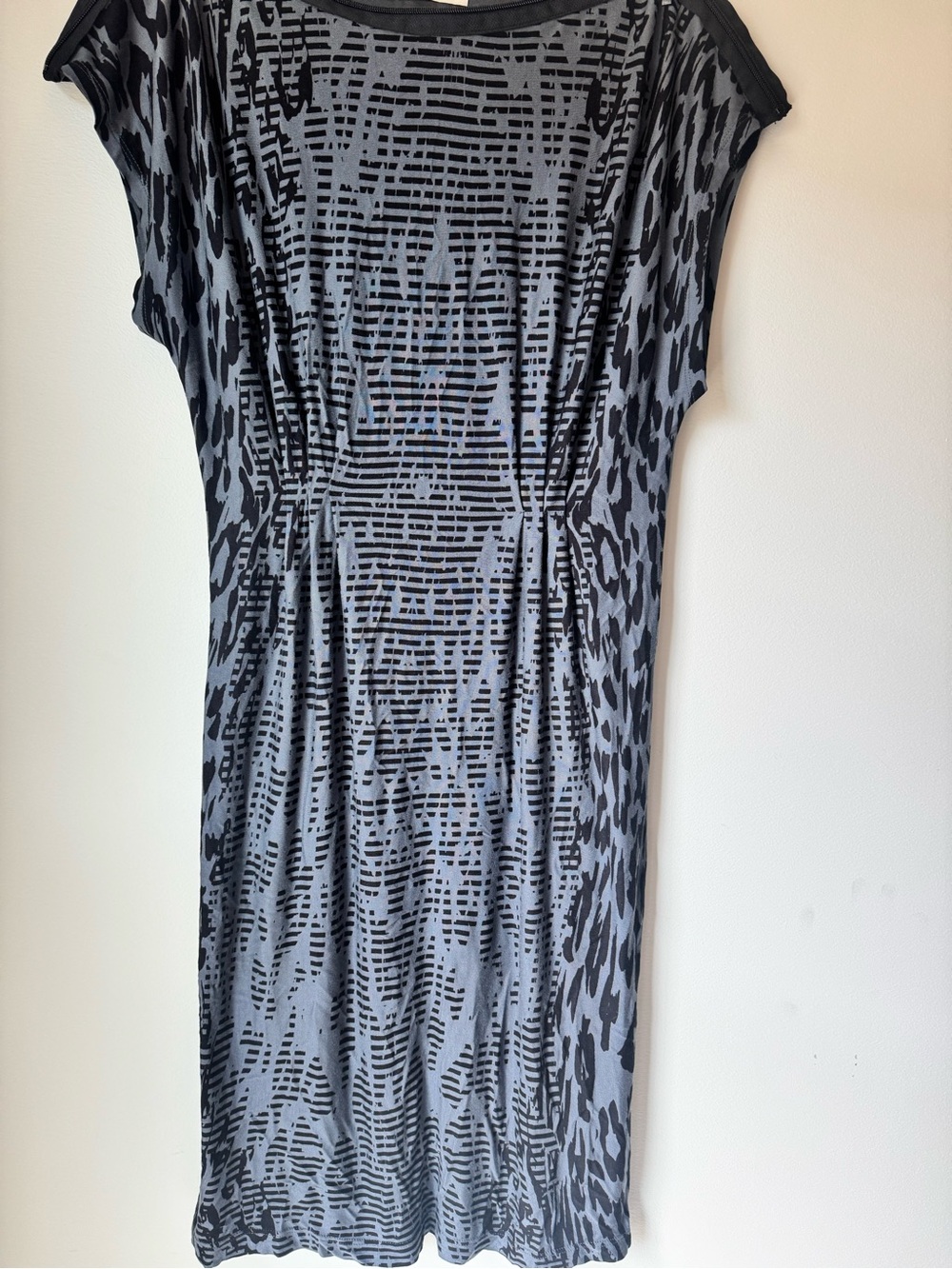 Oasis Gray and Black Patterned Midi body hugging super soft Dress - Picture 4 of 12